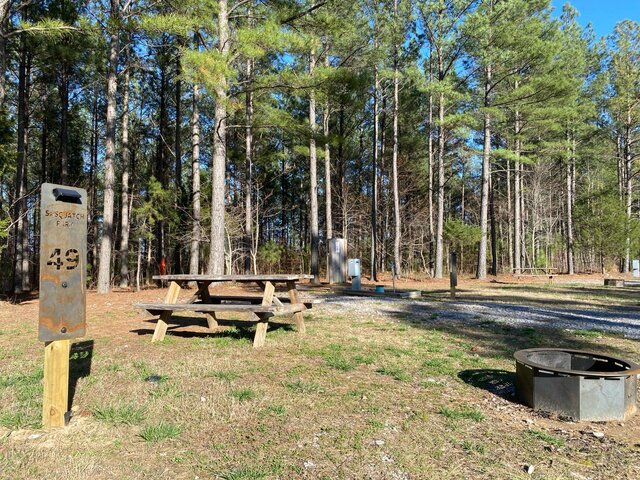 Image 1 for RV 49) RV Site Full Hook Up / Back-In site