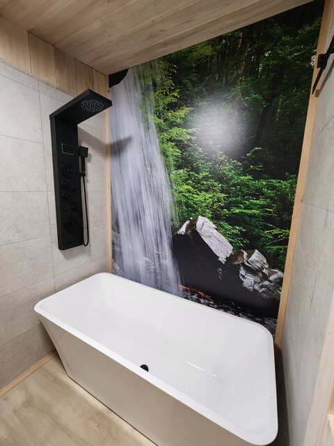 Image 11 for CABIN-18 SPA KING CABIN RV Site Full Hook Up- SPA KING CABIN