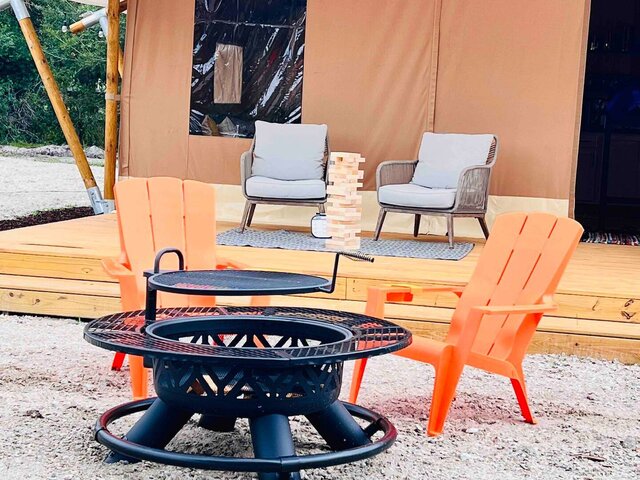 Image 21 for Tropical Glamping