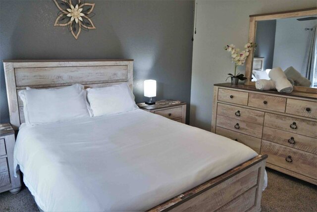 Image 18 for Peachland Getaway