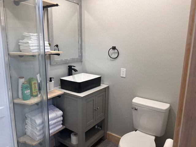 Image 9 for Lake Side Tiny Home