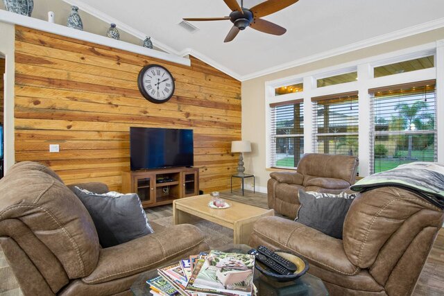 Image 4 for Tropical Getaway