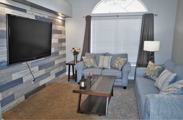 Image 4 for Peachland Getaway