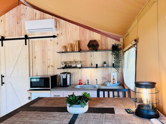 Image 6 for Tropical Glamping