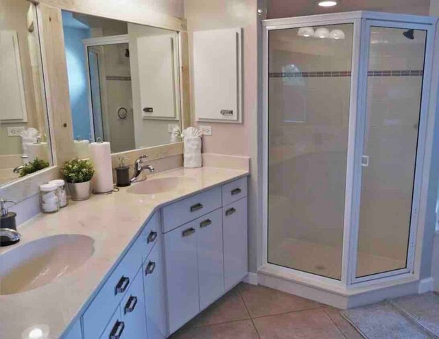 Image 20 for Peachland Getaway