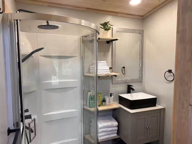 Image 10 for Lake Side Tiny Home