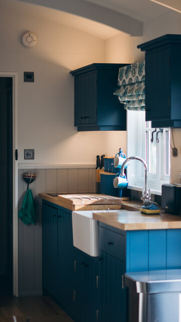 Image 3 for The Grove Shepherd's Lodge