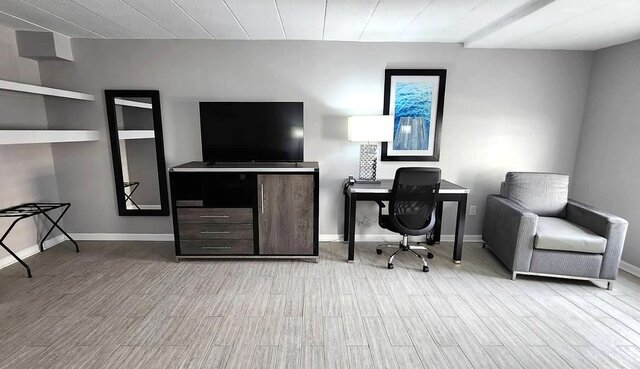 NYC Loft King with Sofa Sleeper