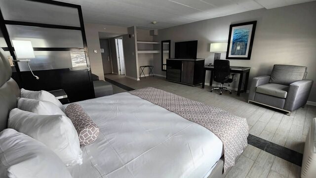 NYC Loft King with Sofa Sleeper