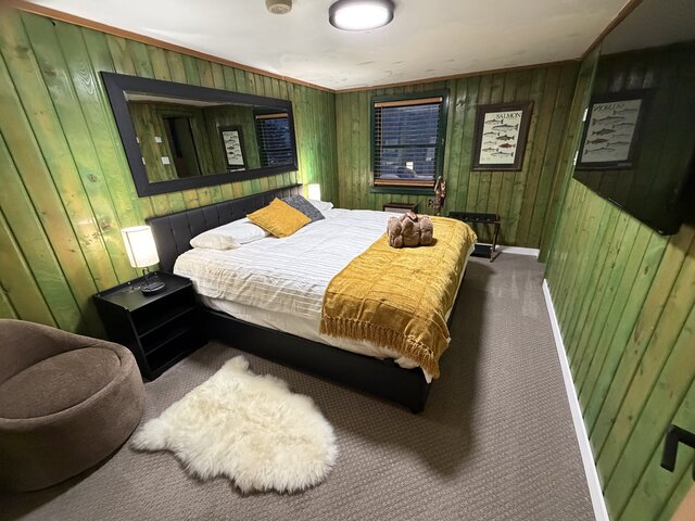 Image 1 for Green Ice - King