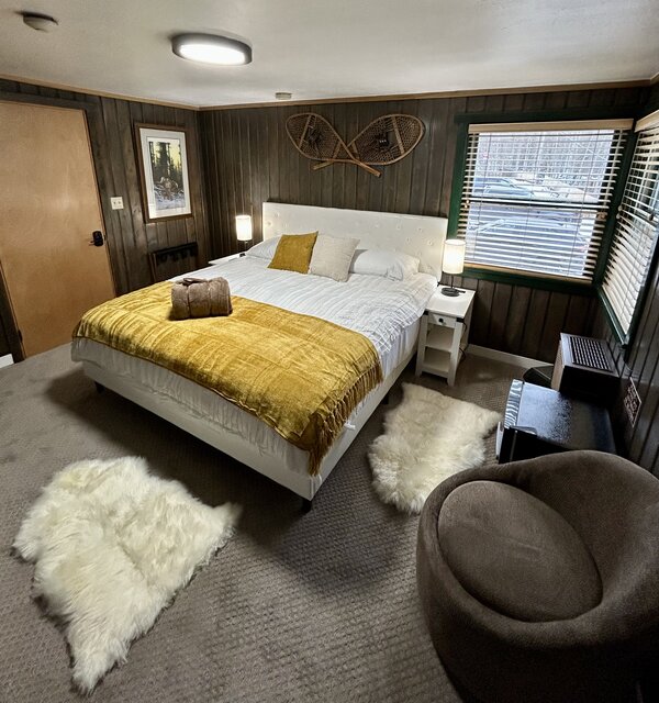 Image 1 for Navajo - King