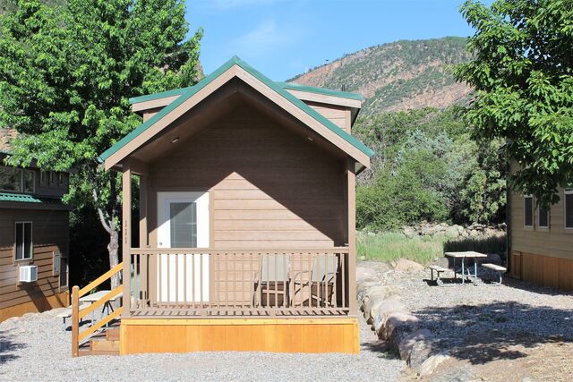 Image 2 for Cozy Cabin