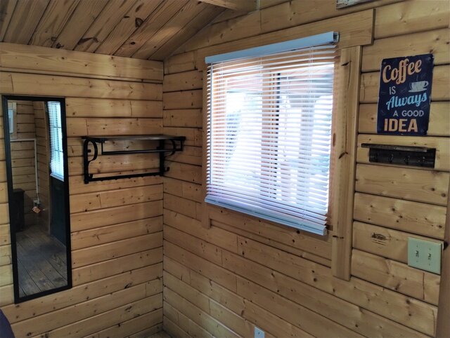 Image 6 for Camper Cabin-Upper