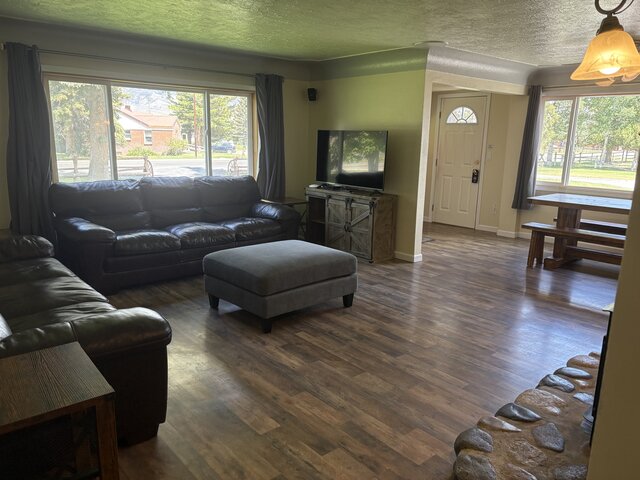 Image 4 for Chia Cottage