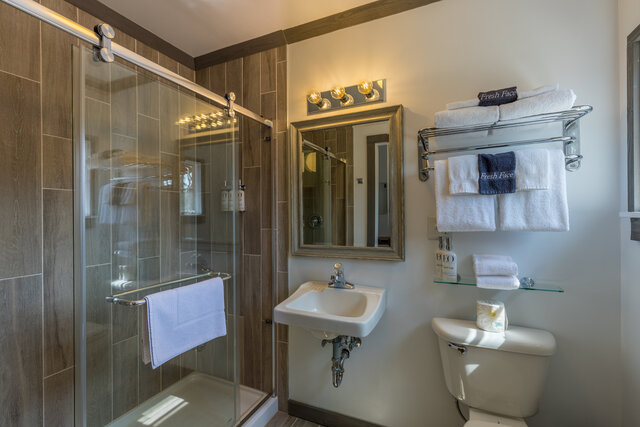 Image 7 for Carriage House Double Queen
