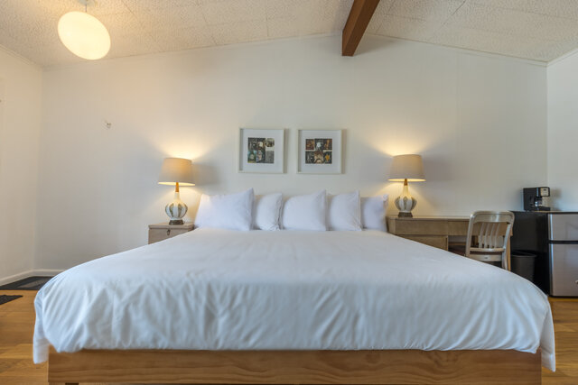 Image 1 for Carriage House King