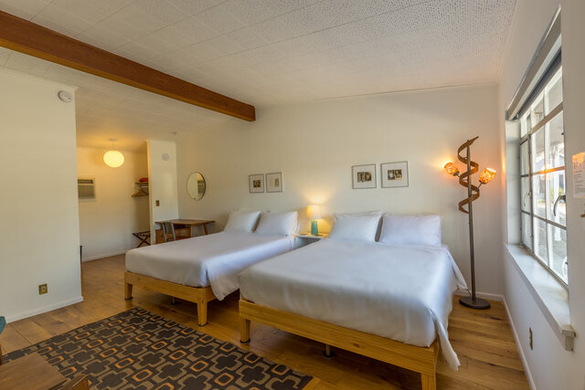 Image 4 for Carriage House Double Queen