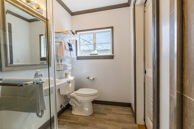 Image 8 for Carriage House Double Queen