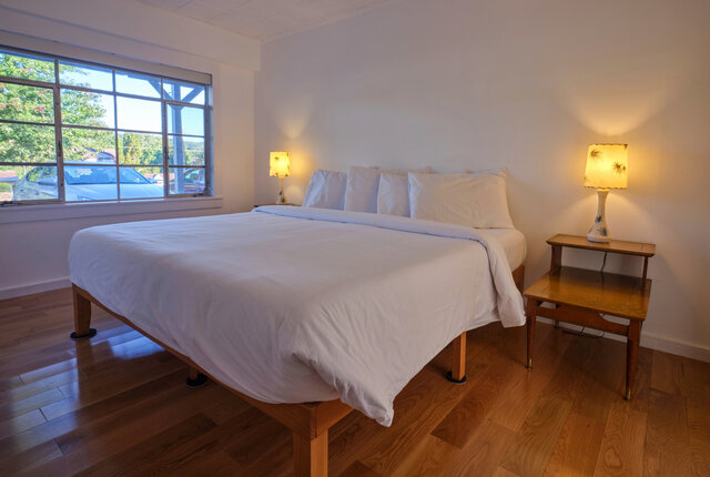 Image 2 for Carriage House Suite