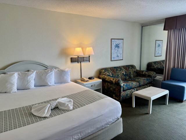Image 1 for Oceanview King Jacuzzi Room