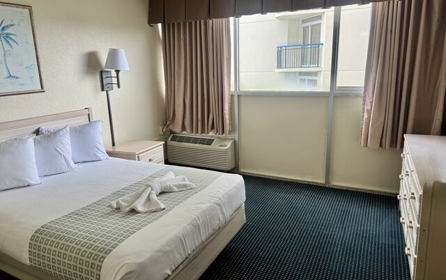 Image 1 for Oceanview 1DB/SS No Balcony