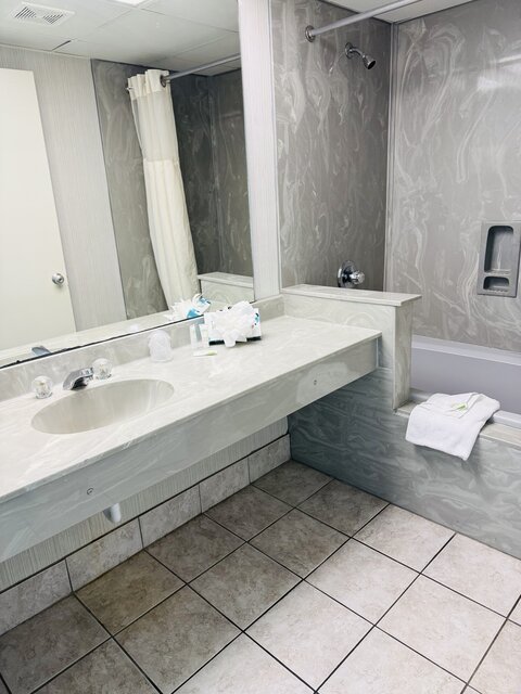 Image 2 for Oceanview King Room