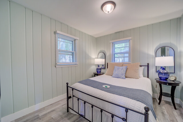 Image 20 for Scenic Drive Resort - Comfort Cottage