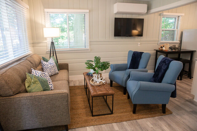 Image 1 for Scenic Drive Resort - Family Cottage