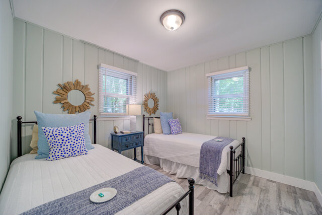Image 6 for Scenic Drive Resort - Family Cottage