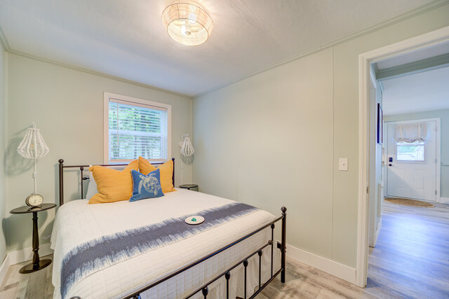 Image 7 for Scenic Drive Resort - Deluxe Cottage