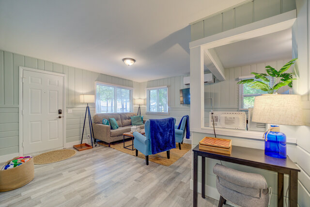 Image 14 for Scenic Drive Resort - Family Cottage