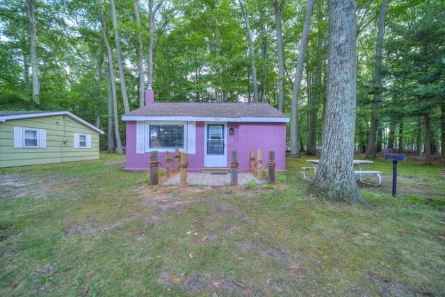 Image 10 for Scenic Drive Resort - Deluxe Cottage