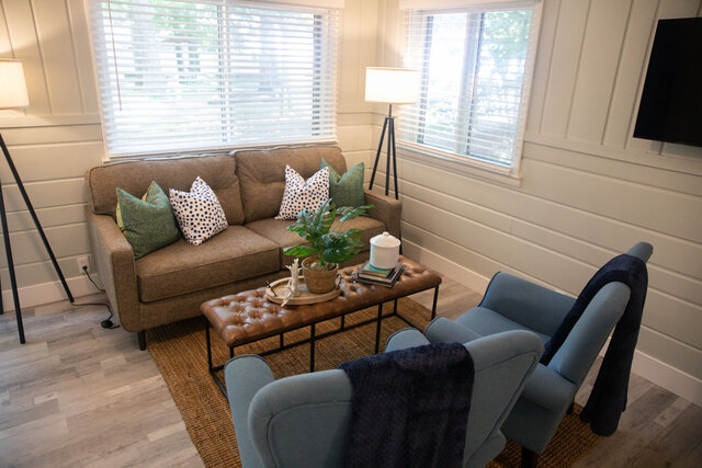 Image 14 for Scenic Drive Resort - Family Cottage