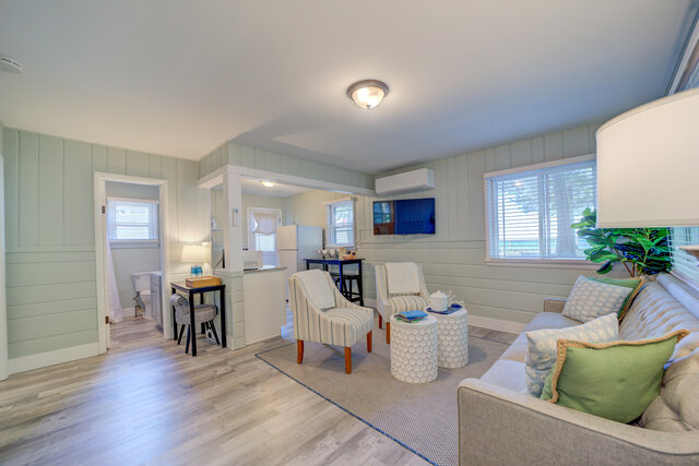 Image 1 for Scenic Drive Resort - Comfort Cottage
