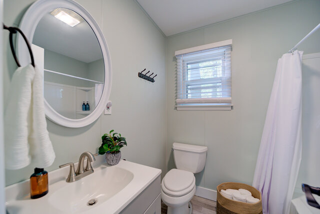 Image 19 for Scenic Drive Resort - Family Cottage