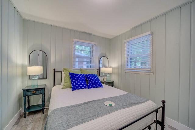 Image 17 for Scenic Drive Resort - Family Cottage