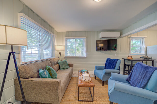 Image 2 for Scenic Drive Resort - Family Cottage