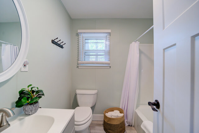 Image 18 for Scenic Drive Resort - Family Cottage