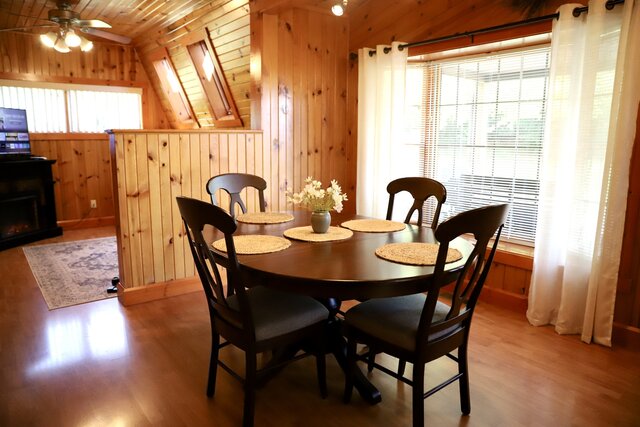 Image 8 for Twilight Cabin