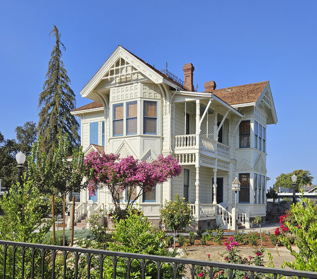 Image 1 for The JD Hyde House