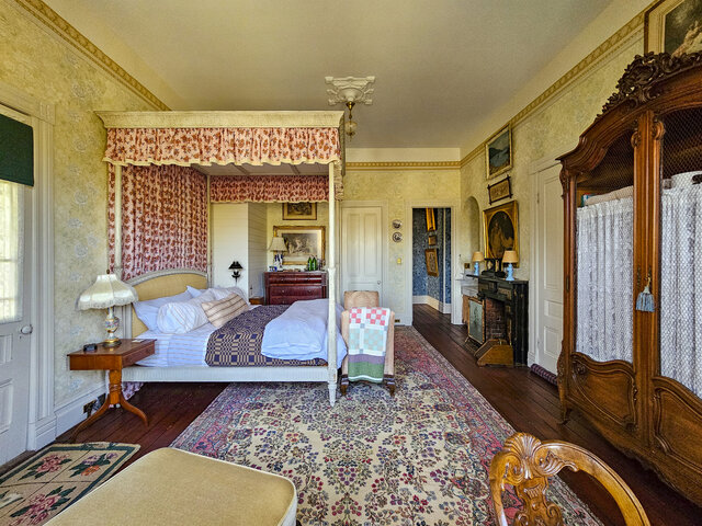Image 7 for The James Hannah Suite