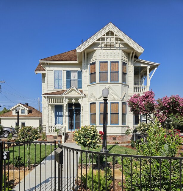 Image 2 for The JD Hyde House