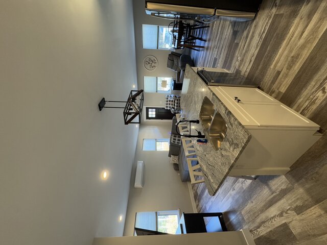 Image 7 for 09) Cozy Single Level (2/2)