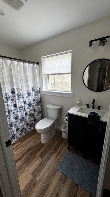 Image 5 for 12  NEW | Riverside | Fire pit 3/2.5