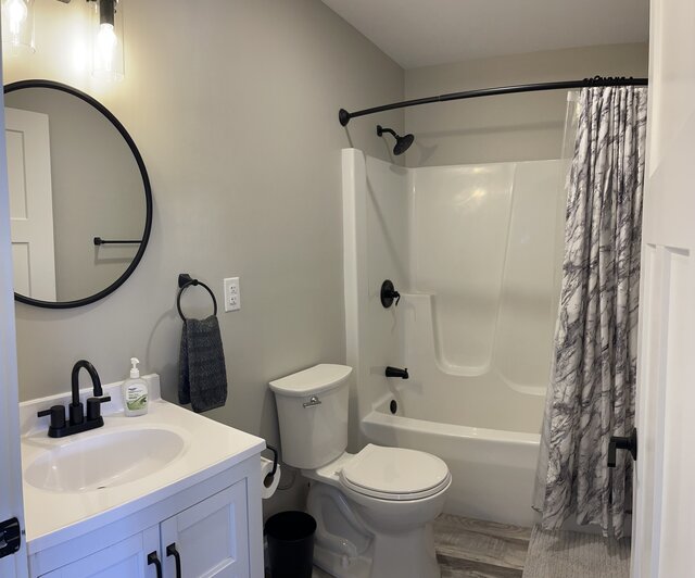 Image 7 for 04) Modern Country Home