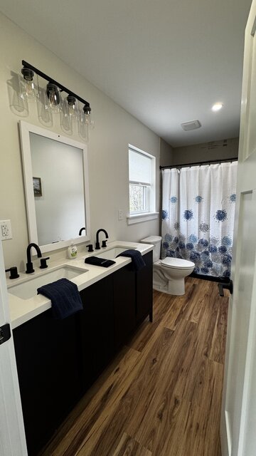 Image 25 for 12  NEW | Riverside | Fire pit 3/2.5