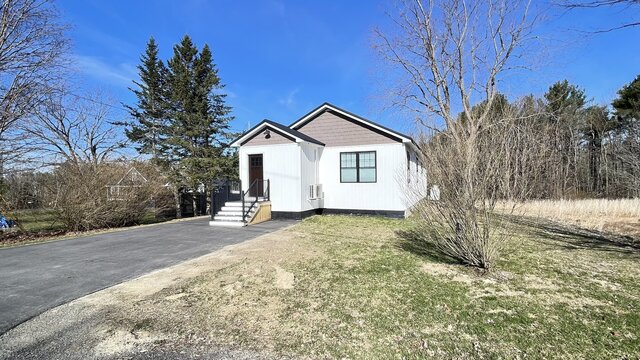 Image 3 for 04) Modern Country Home