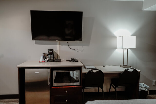 Image 2 for Deluxe Double Queen Rooms