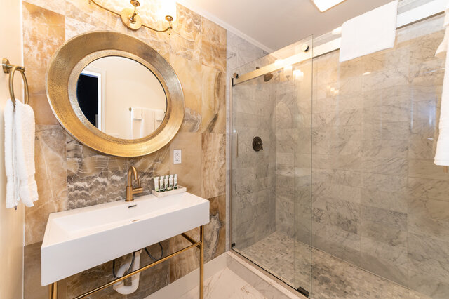 Image 9 for 07) Room #7