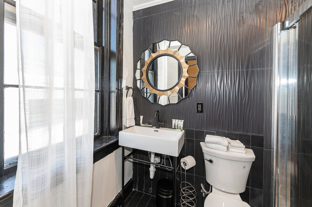 Image 7 for 06) Room #6